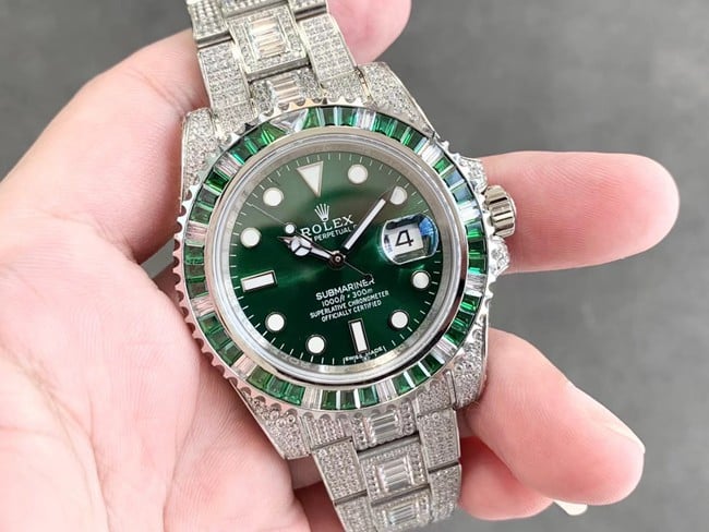 top-tier watch Rolex Submariner type men's green dialsteel bracelet fully automatic movement watch front view