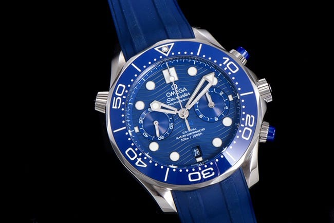 OM Factory Omegatop-tier watch new Seamaster 300m men's blue dial blue rubber strapchronograph watch front view