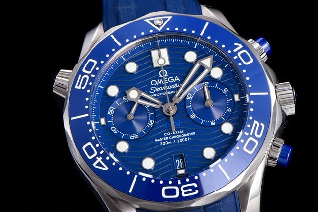 OM Factory Omegatop-tier watch new Seamaster 300m men's blue dial blue rubber strapchronograph watch front view