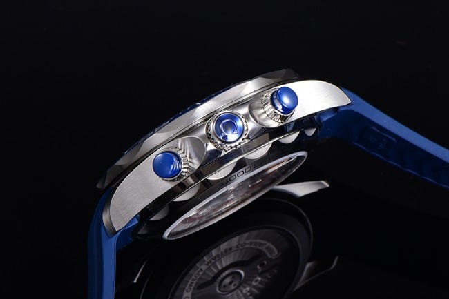 OM FactoryOmegatop-tier watch new Seamaster 300m men's blue dial blue rubber strapchronograph watch side view