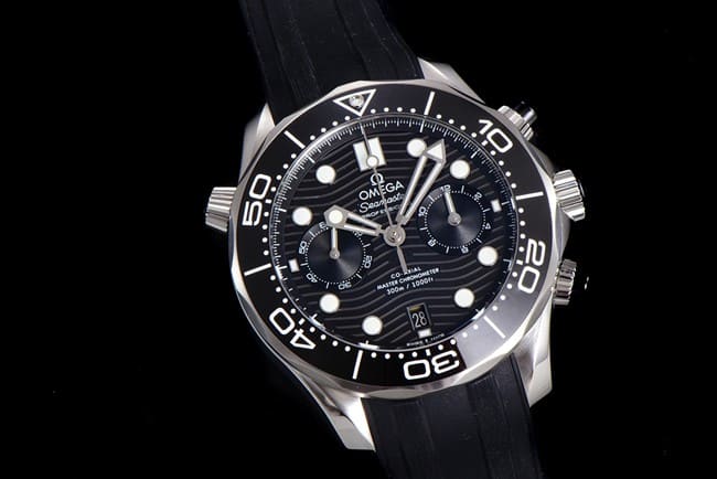 OM Factorytop-tier watch Omega new Seamaster 300m men's black dial black rubber strapchronograph watch front view
