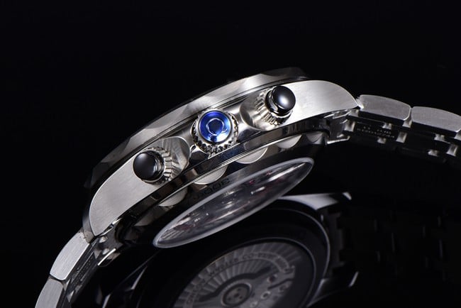 OM Factorytop-tier watch Omega men's black dialsteel bracelet new Seamaster 300m 44mmchronograph watch side view