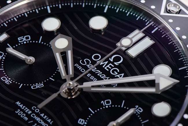 OM Factorytop-tier watch Omega men's black dialsteel bracelet new Seamaster 300m 44mmchronograph watch detail shots
