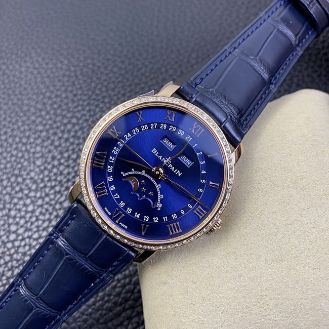 OM Factorytop-tier watch Blancpainvilleret classic series men's blue dial blue belt watch front view