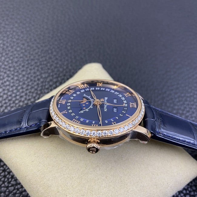 OM Factorytop-tier watch Blancpainvilleret classic series men's blue dial blue belt watch side view