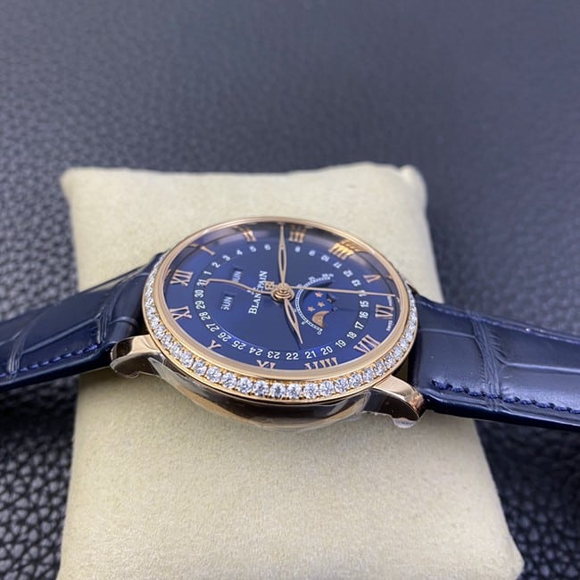 OM Factorytop-tier watch Blancpainvilleret classic series men's blue dial blue belt watch side view