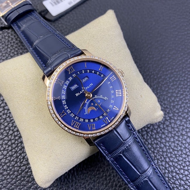 OM Factorytop-tier watch Blancpainvilleret classic series men's blue dial blue belt watch front view