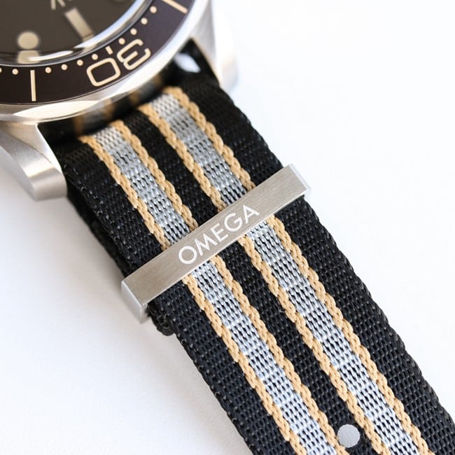 OR factory Omegatop-tier watch men's black dial nylon strap mechanical watch detail shots