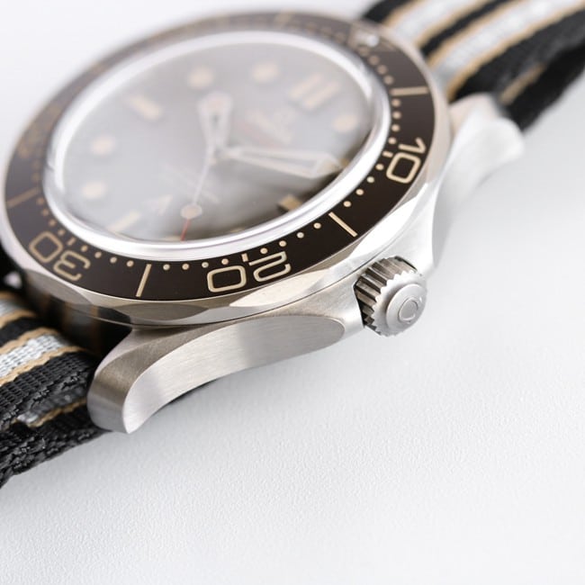 OR factory Omegatop-tier watch men's black dial nylon strap mechanical watch detail shots