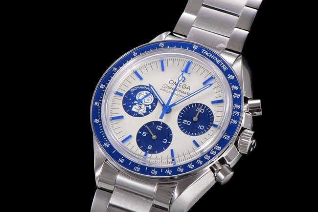 top-tier watch Omega men's white dial Snoopy series steel bracelet watch front view
