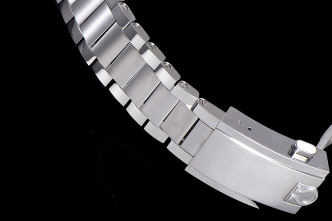 top-tier watch Omega men's white dial Snoopy series steel bracelet watch clasp picture