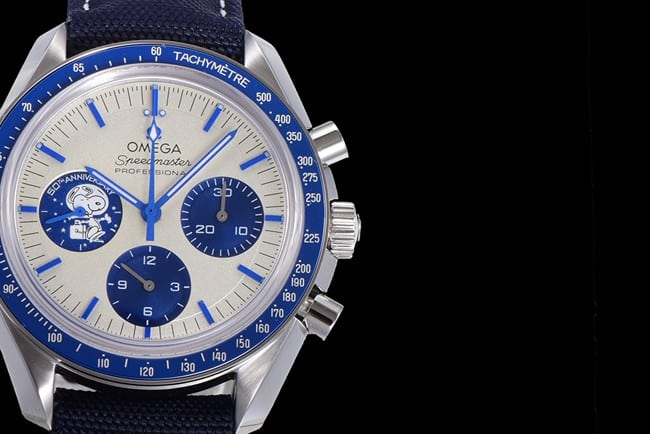 top-tier watch Omega men's white dial nylon strap Snoopy series watch detail shots