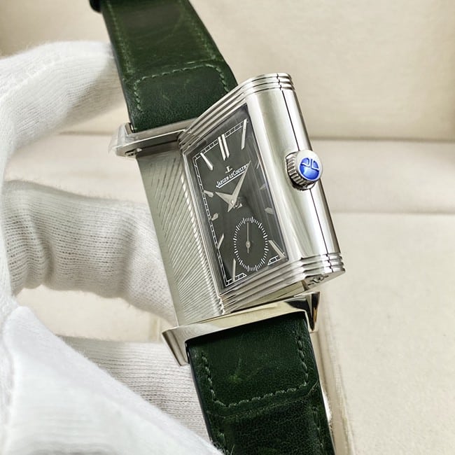 top-tier watch Jaeger-LeCoultre men's green dial green strap flip series manual winding leather strap watch side view