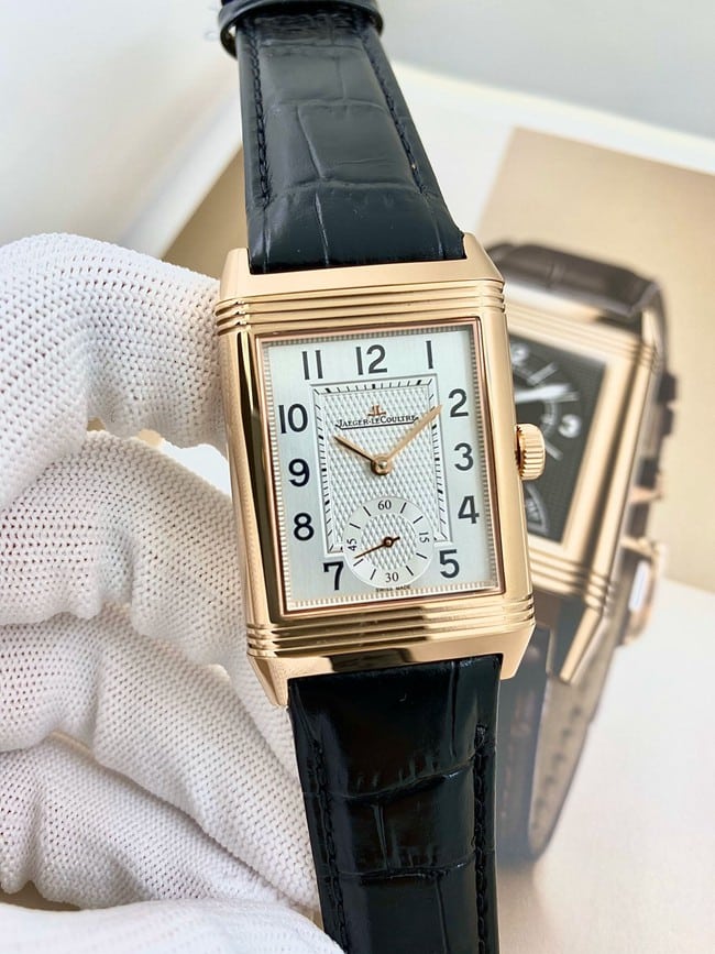 top-tier watch Jaeger-LeCoultre men's white dial black belt manual winding flip series leather strap watch front view