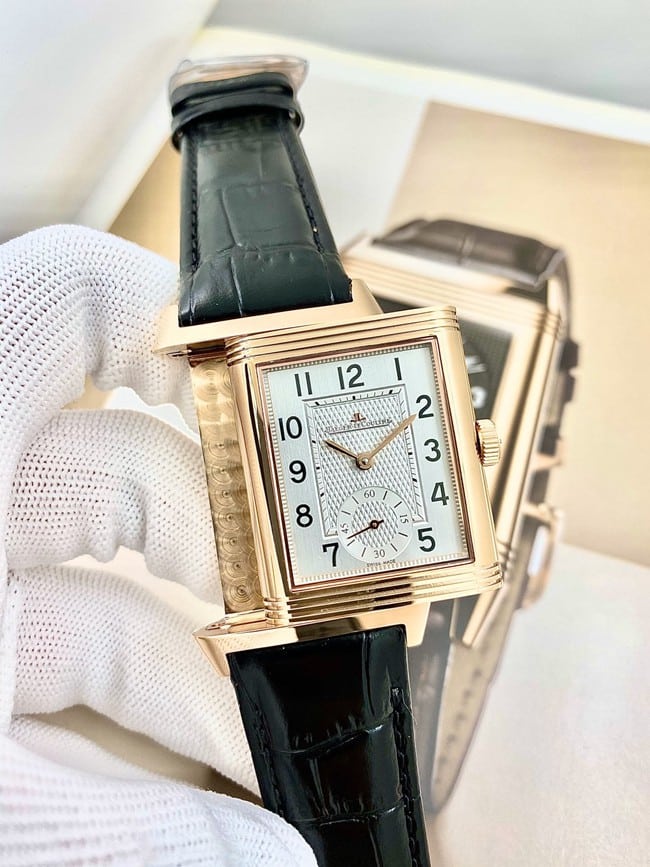 top-tier watch Jaeger-LeCoultre men's white dial black belt manual winding flip series leather strap watch front view