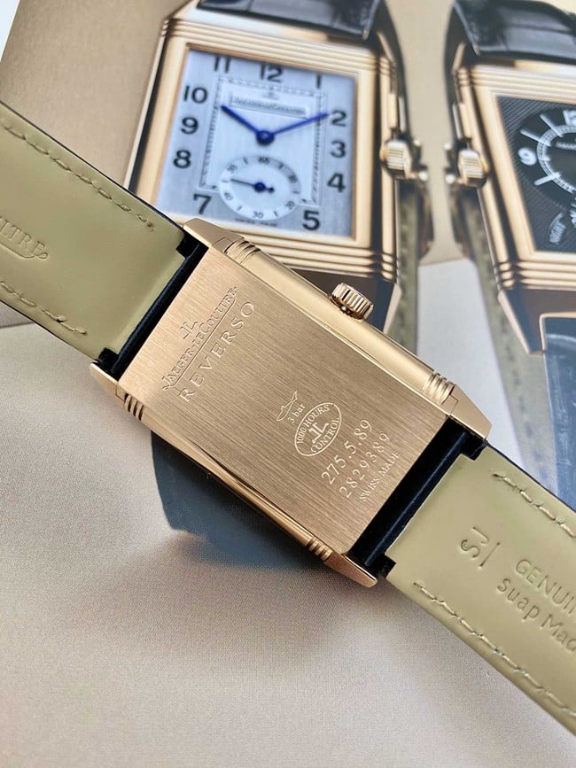 Jaeger-LeCoultretop-tier watch men's flip series white dial black belt manual winding watch back cover picture