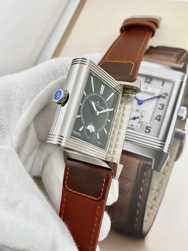 Jaeger-LeCoultretop-tier watch flip series manual winding white dial brown belt watch side view
