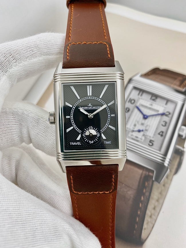 Jaeger-LeCoultretop-tier watch flip series manual winding white dial brown belt watch front view