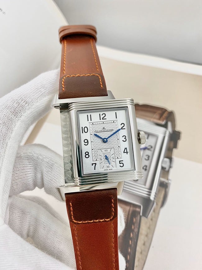 Jaeger-LeCoultretop-tier watch flip series manual winding white dial brown belt watch front view