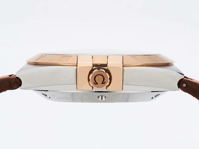 TW factory top-tier watch Omega men's brown plate brown belt constellation series leather strap watch side view