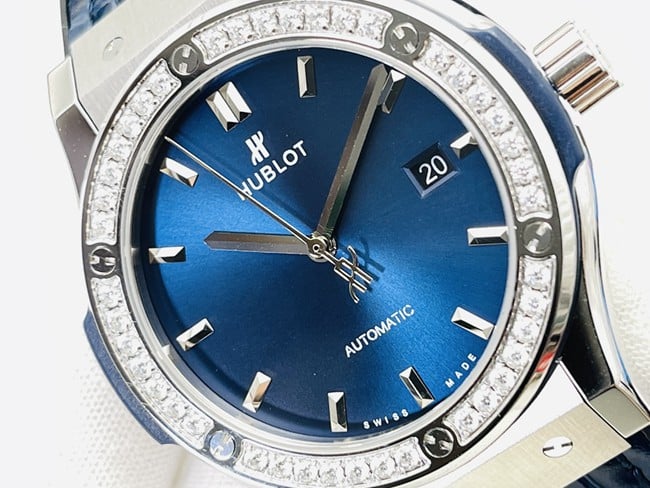 top-tier watch HublotBig Bang Sang Bleu series V3 upgraded version men's blue dial blue belt mechanical leather strap watch front view