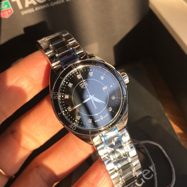 Original watch TAG Heuer women's quartzblack dialsteel bracelet diving series watch front view