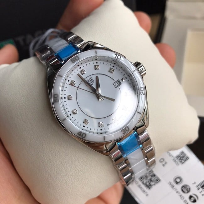 Original watch TAG Heuer Aquaracer white dialsteel braceletquartz women's watch front view