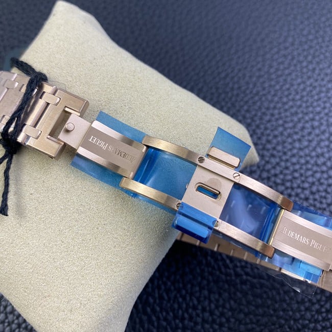 BF factory top-tier watch Audemars Piguet men's black dial gold belt Royal Oak15202 automatic movement watch clasp picture