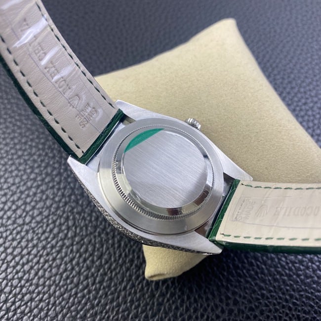 Top-tier watch Rolex log series men's green dial green strap fully automatic movementleather strap watch back cover picture