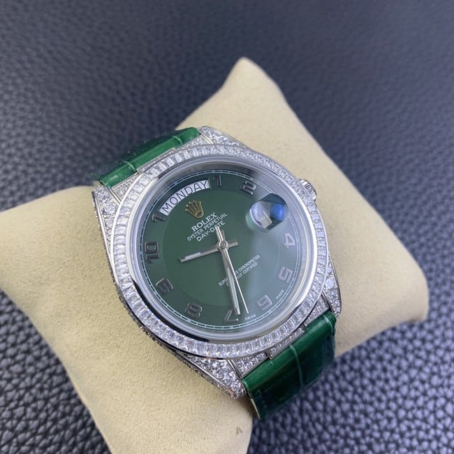 top-tier watch Rolex log series men's green dial green strap fully automatic movementleather strap watch front view