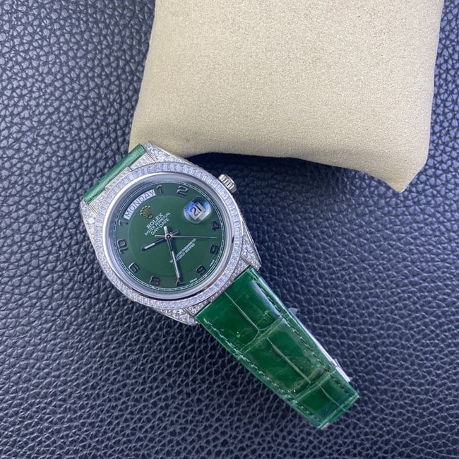 top-tier watch Rolex log series men's green dial green strap fully automatic movementleather strap watch front view