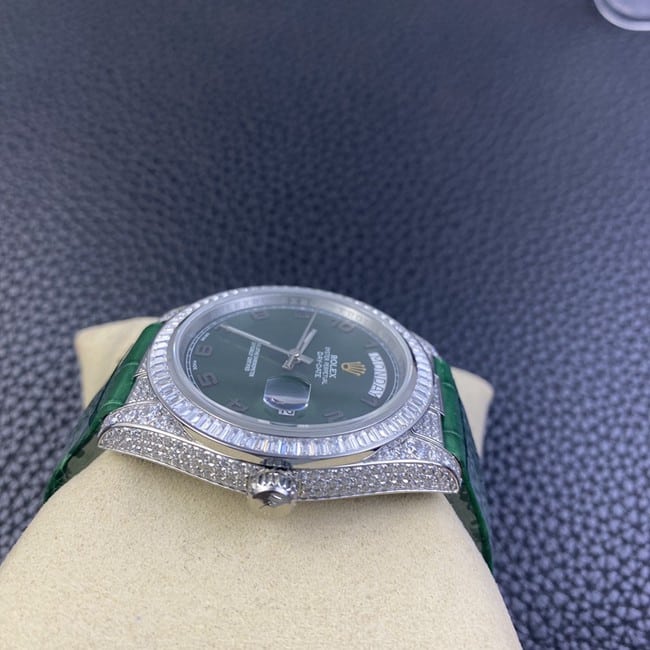 top-tier watch Rolex log series men's green dial green strap fully automatic movementleather strap watch front view