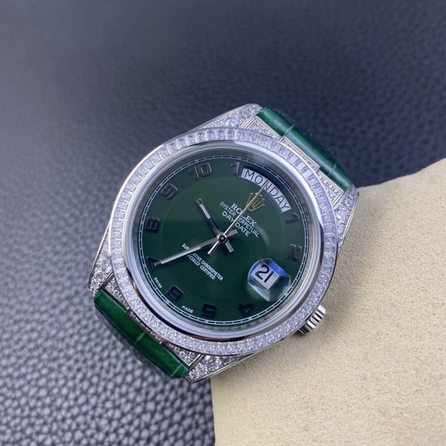 top-tier watch Rolex log series men's green dial green strap fully automatic movementleather strap watch front view
