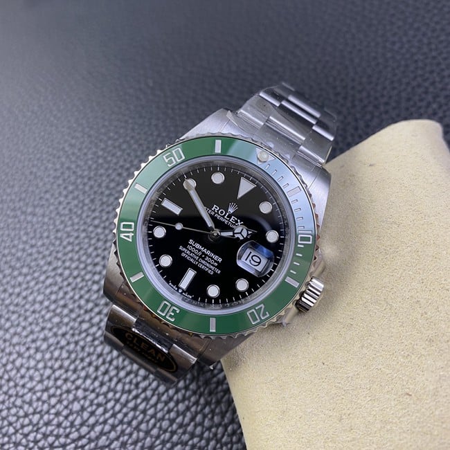 Clean Factorytop-tier watch Rolex men's black dialsteel braceletBlack Submariner41mm automatic movement watch front view