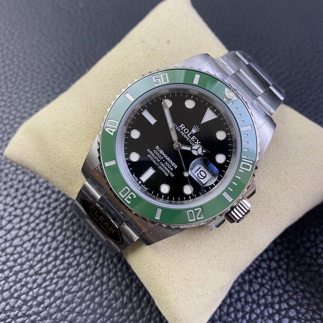 Clean Factorytop-tier watch Rolex men's black dialsteel braceletBlack Submariner41mm automatic movement watch front view