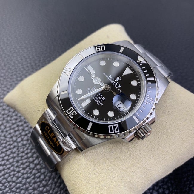 Clean FactoryRolextop-tier watch Black Submariner41mm men's black dialsteel braceletautomatic movement watch front view