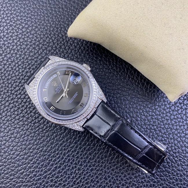 Rolextop-tier watch men's black dial black belt log starry crocodile leather strap series watch front view