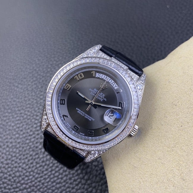 Rolextop-tier watch men's black dial black belt log starry crocodile leather strap series watch front view