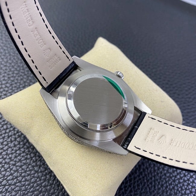 Top-tier watch Rolex men's black dial black belt Datejust series fully automatic movementleather strap watch back cover picture