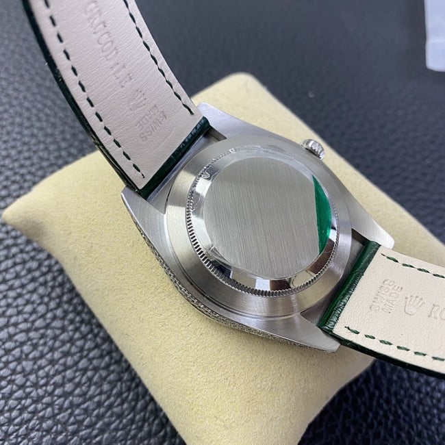 Rolextop-tier watch Datejust baby's breath men's white dial green strap fully automatic movementleather strap watch back cover picture