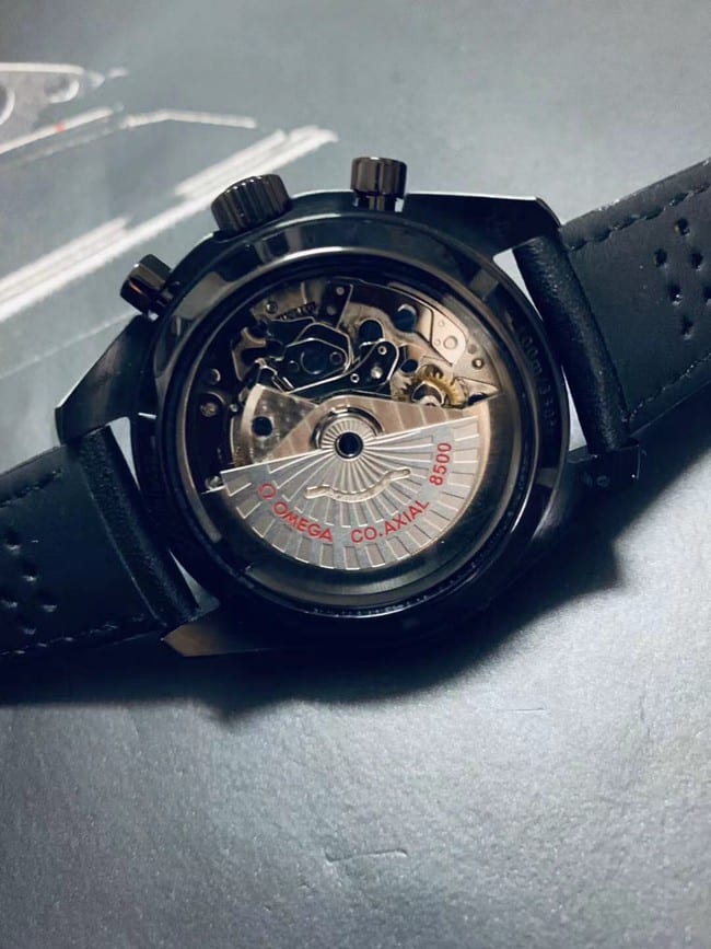 top-tier watch Omega men's black dial black belt Speedmaster Dark Side of the Moon automatic movementleather strap watch movement picture