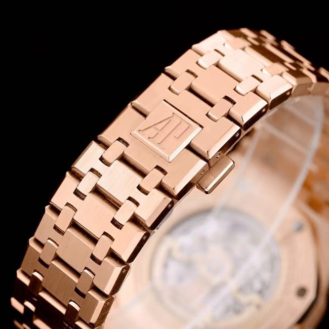 top-tier watch Audemars Piguet men's white dial gold belt Royal Oak series automatic movement watch clasp picture