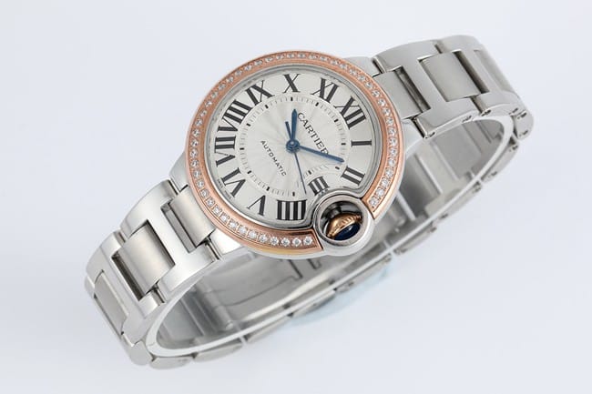 V6 factory Cartiertop-tier watch ladies blue balloon series white dialsteel bracelet mechanical watch front view