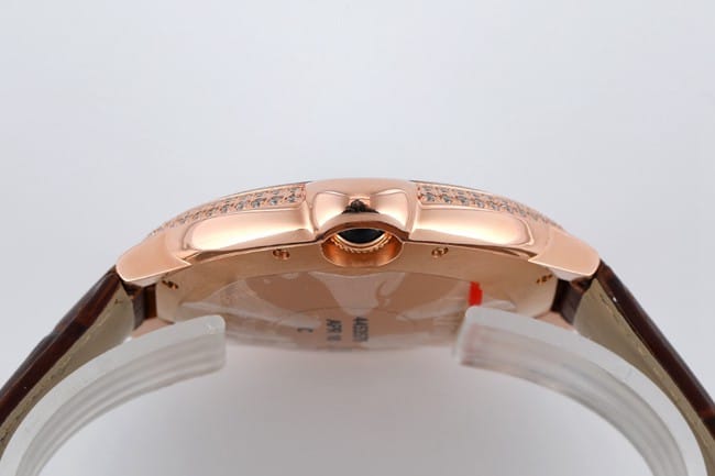 V6 factory top-tier watch Cartier men's white dial brown belt blue balloon series leather strap mechanical watch side view