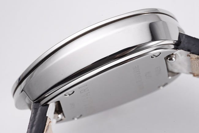 BV factory top-tier watch BvlgariquartzSerpenti series women's white dialleather strap watch side view