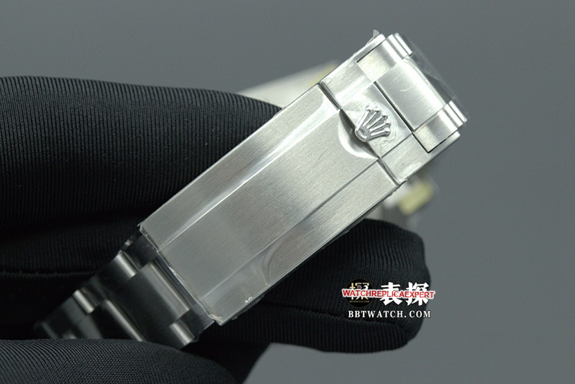 C factory SubmarinerRolex1:1replica watch lume deep green dialsteel bracelet model m126610lv-0002braceletlive photos