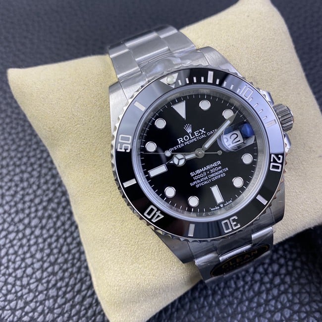 Clean factory Rolex top watch men's black dial steel band Black Submariner mechanical watch front view