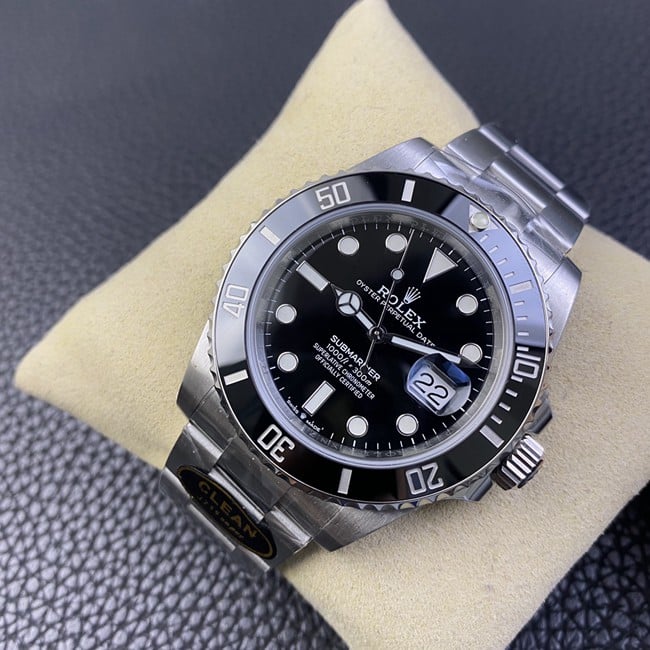 Clean factory Rolex top watch men's black dial steel band Black Submariner mechanical watch front view