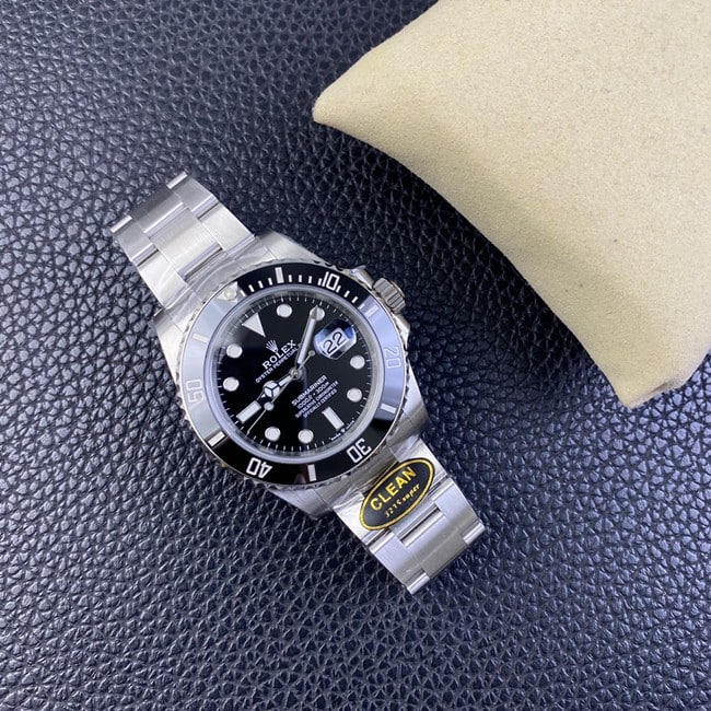 Clean factory Rolex top watch men's black dial steel band Black Submariner mechanical watch front view