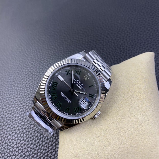 Clean factory Rolextop-tier watch men's gray plate steel braceletDatejust series automatic movement watch front view